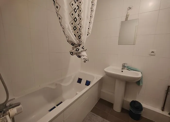 Rez-de-chausse Dans Petite Au Pied Du Massif Des Vosges * Saverne